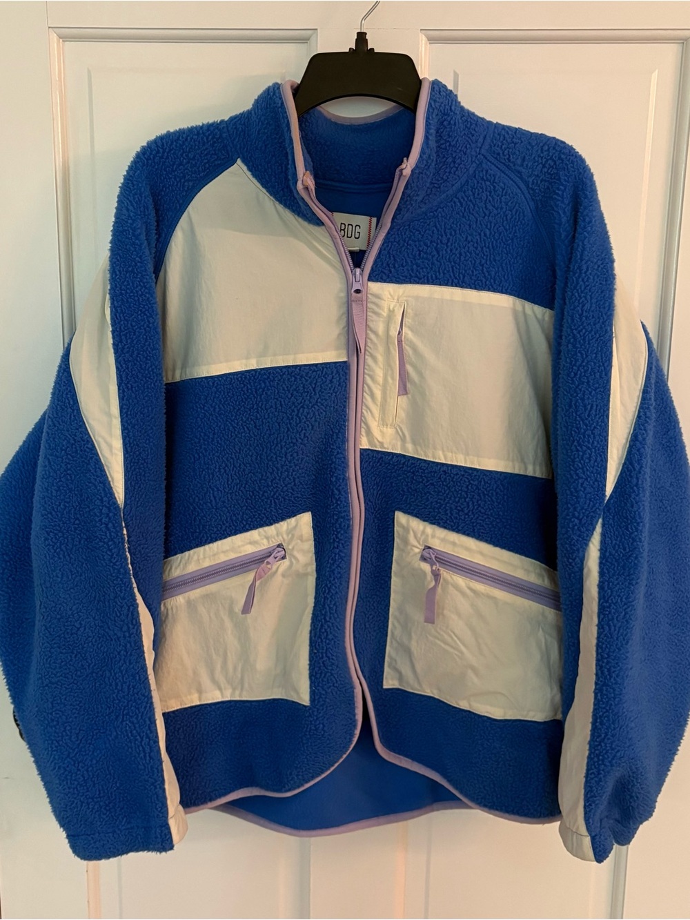 Urban Outfitters, BDG Blue & White Sherpa Zip Jacket, size Large.